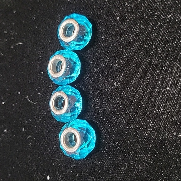 Set of 4 925 silver and glass charms/beads - Picture 6 of 6